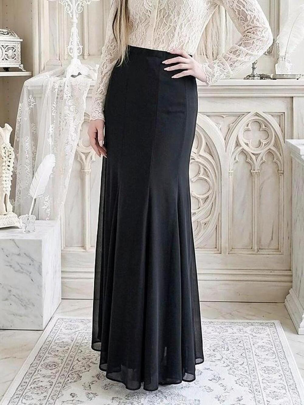 Onyx Women's Black Skirt